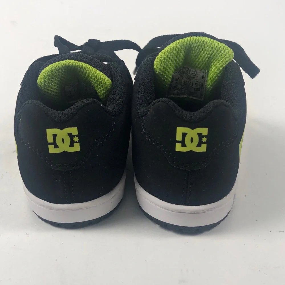 DC Kids Black/Neon Green Suede Low Top Sneakers Sz 6